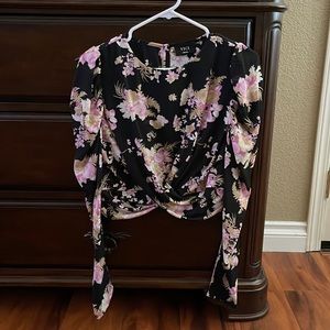 Small Floral Cropped Blouse.
